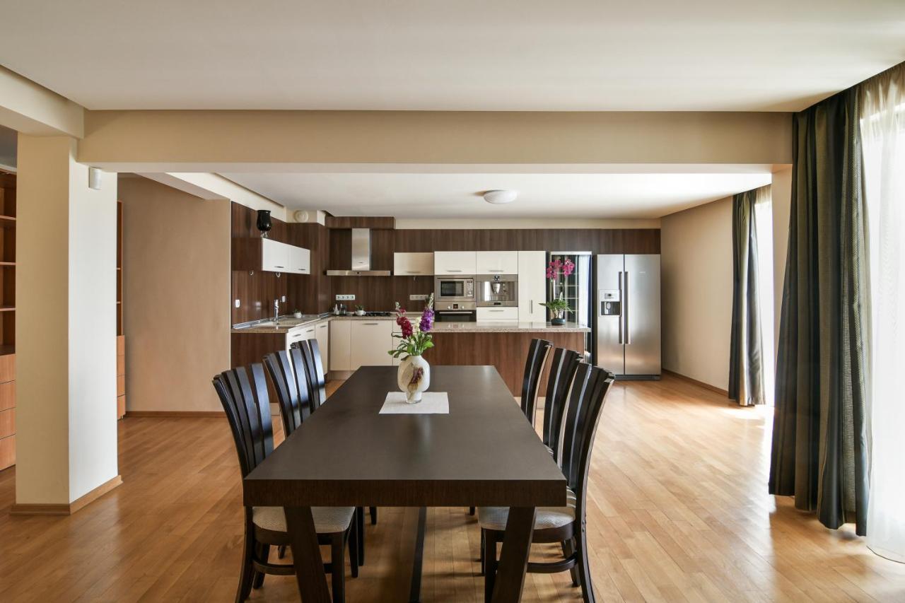 Central Flat With Monster Living Room Varna Exteriér fotografie